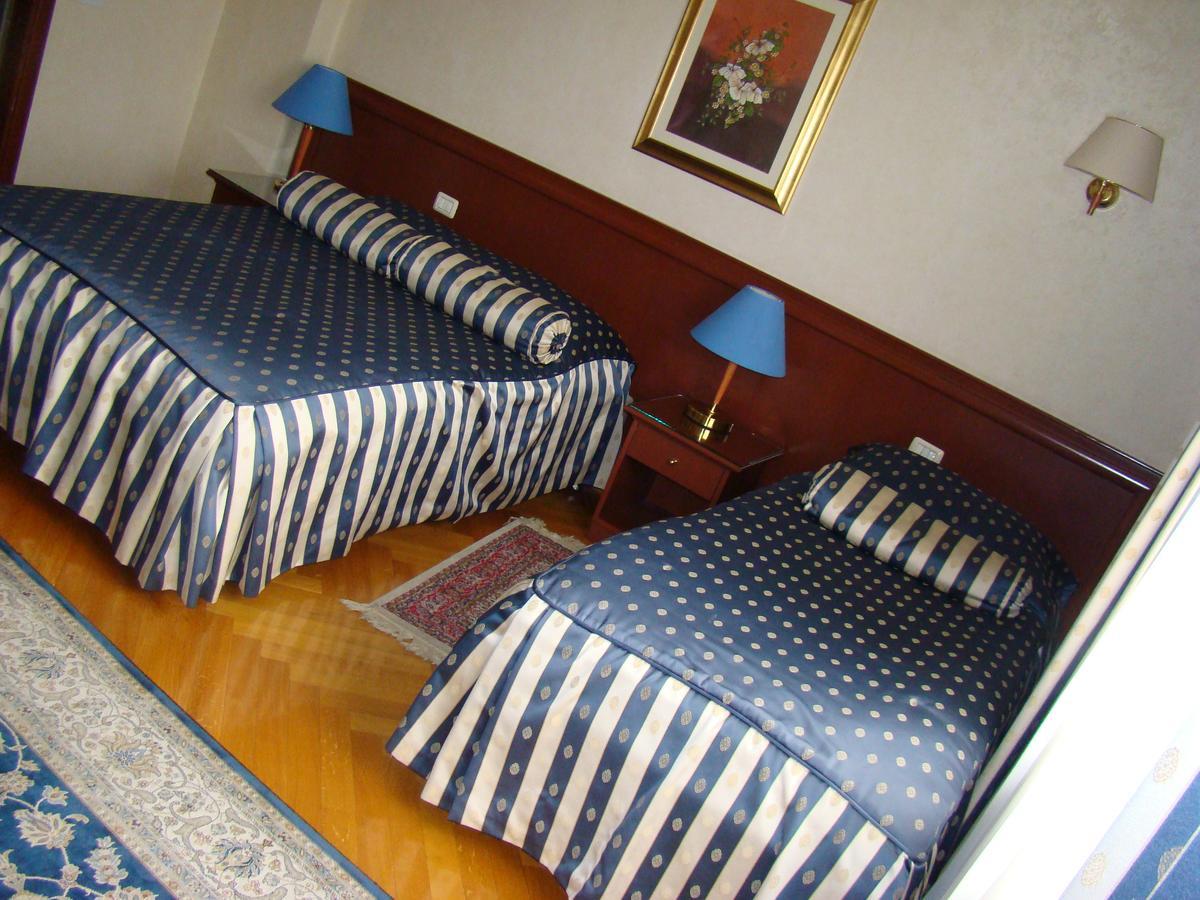 Hotel Ariston 3*