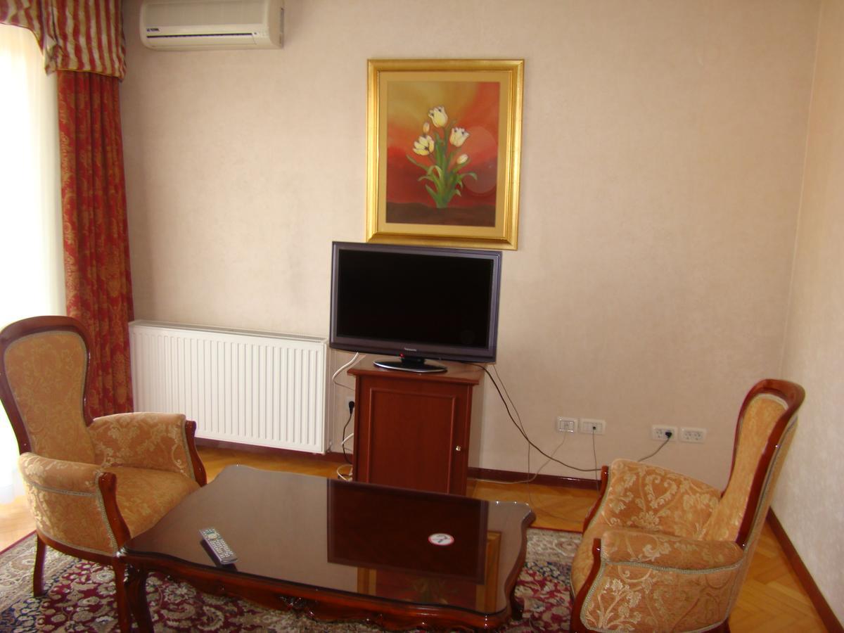 Ariston 3* Osijek